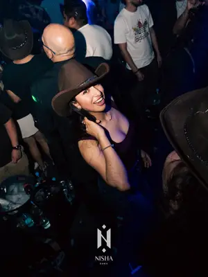 Nisha Club Roma 9