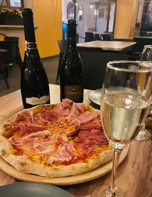 Oliva pizza a la leña Morelia 4