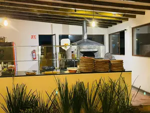 Oliva pizza a la leña Morelia 7