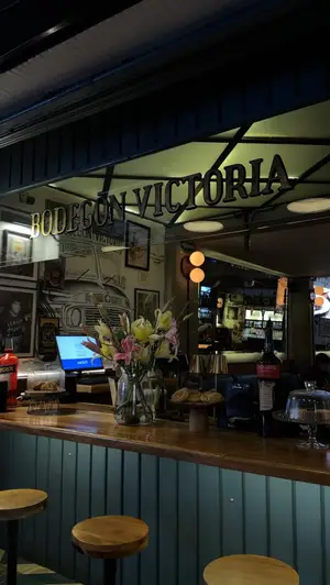 Bodegón Victoria La Roma 7