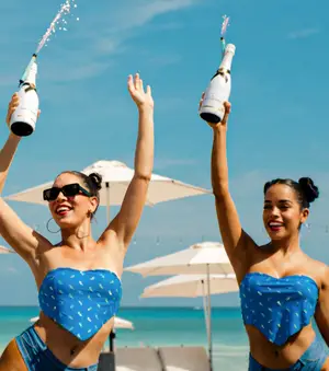 Mandala Beach Club Cancún 5